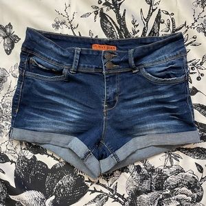 Wax jeans shorts